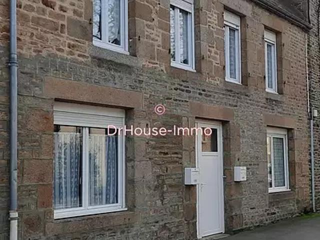 Saint Hilaire du Harcouët 50600 Achat / Vente maison 7 pièces t7 terrasse parking