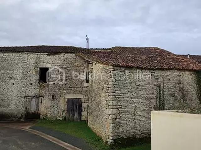 Saint Hilaire de Villefranche 17770 Achat / Vente maison 3 pièces t3
