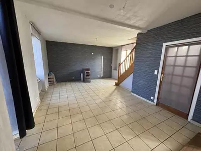 Saint Hilaire les Places 87800 Achat / Vente maison 5 pièces t5 au dernier étage parking