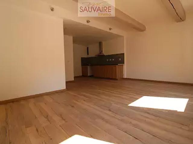 Saint Hippolyte 66510 Location maison 3 pièces t3