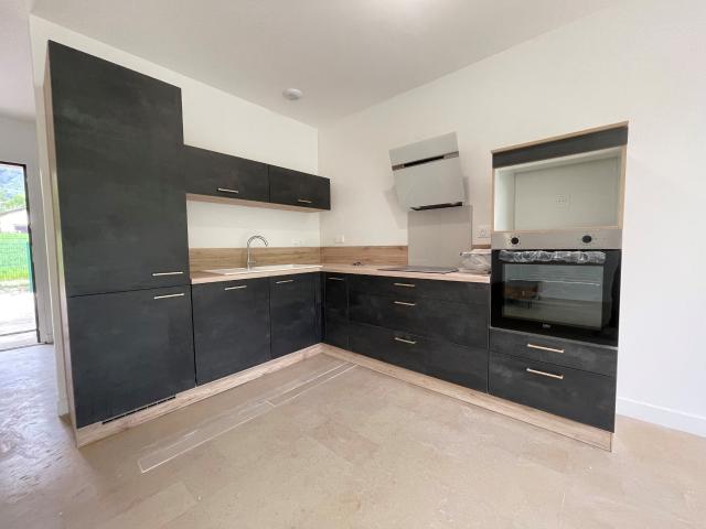 SAINT ISMIER 4P+C TERRASSE JARDIN GARAGE