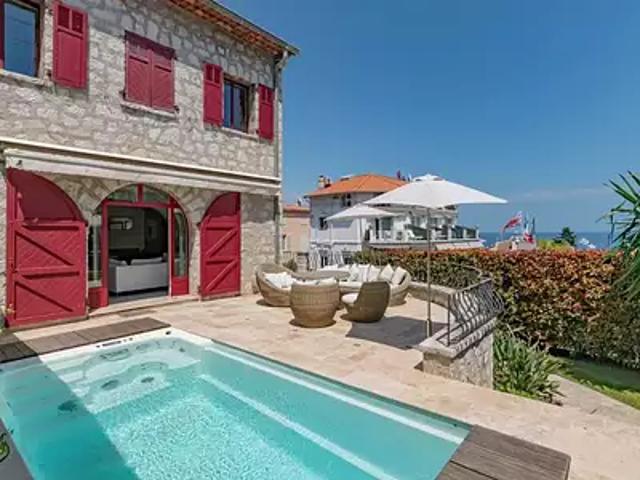 Saint Jean Cap Ferrat 06230 Achat / Vente maison 8 pièces t8 au dernier étage piscine
