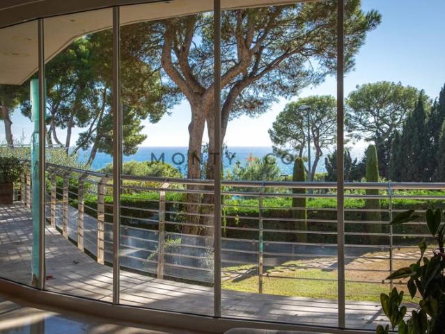 Saint Jean Cap Ferrat, à deux pas du Four Seasons – Vente Villa contemporaine avec vue mer