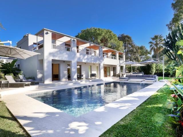 SAINT JEAN CAP FERRAT PROCHE GRAND HOTEL VILLA 413 M² A VENDRE TERRAIN 1 840M² PISCINE VUE MER GRAND GARAGE