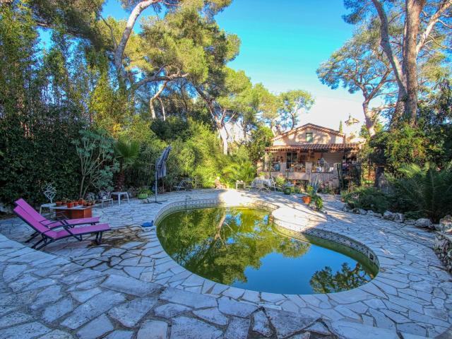 SAINT JEAN CAP FERRAT VILLA 7P 250M² | PISCINE | STUDIO INDEPENDANT
