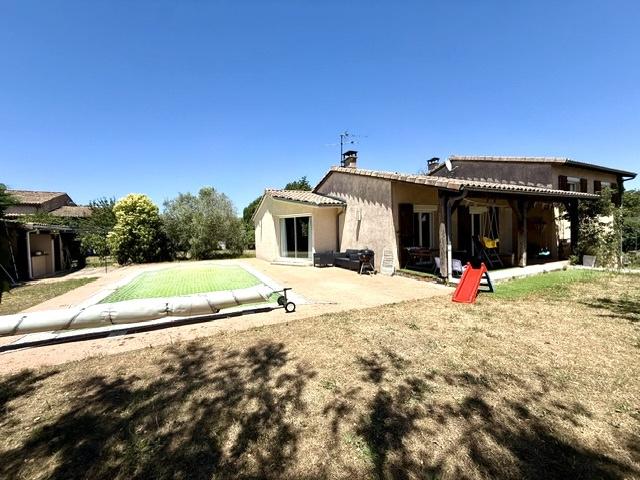 SAINT JEAN DU FALGA: VILLA DE TYPE 5 A VENDRE DE 147 M2 AVEC GARAGE ET PISCINE SUR UNE PARCELLE DE 1246 M2