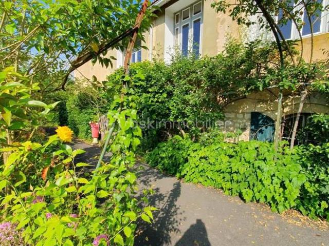SAINT JEAN D’ANGÉLY: Le Clos de l’Hermine
