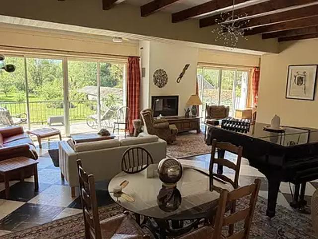 Saint Jean d'Angély 17400 Achat / Vente maison 12 pièces t12