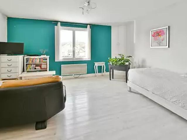 Saint Jean d'Angély 17400 Achat / Vente maison 2 pièces t2