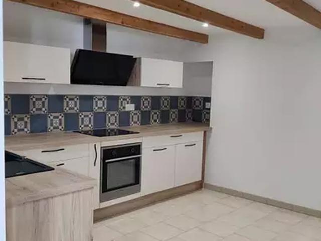 Saint Jean d'Angély 17400 Achat / Vente maison 3 pièces t3 jardin terrasse