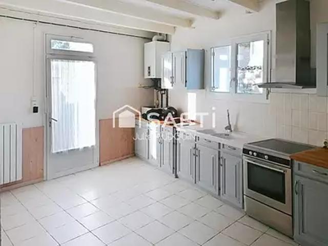 Saint Jean d'Angély 17400 Achat / Vente maison 5 pièces t5