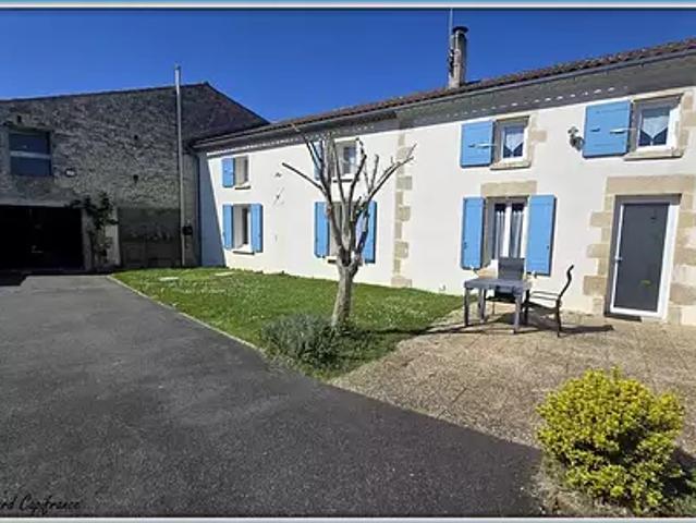 Saint Jean d'Angély 17400 Achat / Vente maison 6 pièces t6 jardin terrasse
