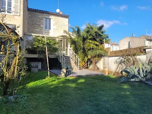 Saint Jean d'Angély 17400 Achat / Vente maison 6 pièces t6