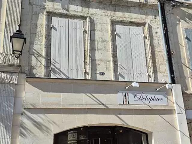 Saint Jean d'Angély 17400 Achat / Vente maison 8 pièces t8