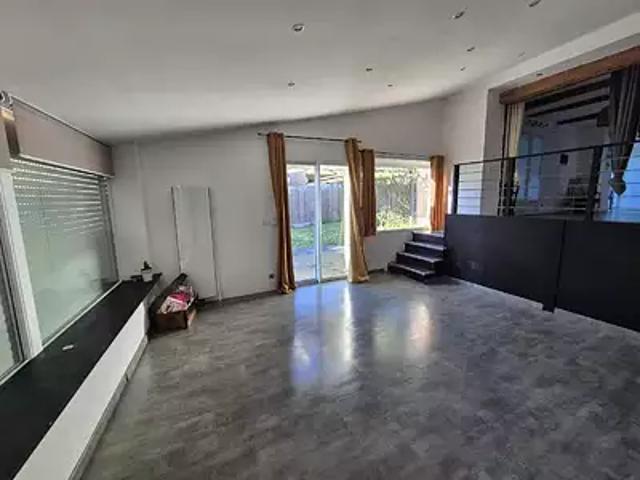 Saint Jean d'Angély 17400 Achat / Vente maison 8 pièces t8