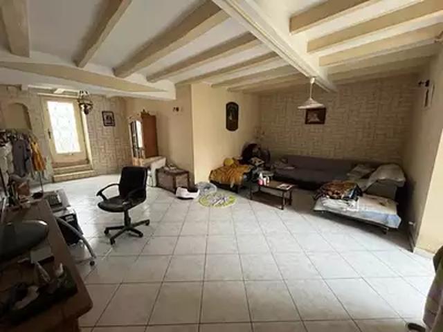 Saint Jean d'Angély 17400 Achat / Vente maison 9 pièces t9 jardin terrasse