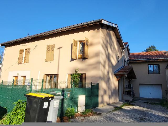 Saint Jean de Niost Vente Immeuble 01