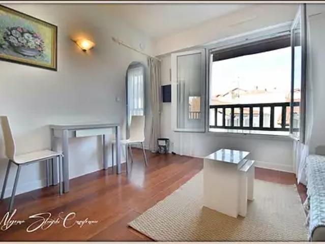Saint Jean de Luz 64500 Achat / Vente appartement 2 pièces t2 au dernier étage cave