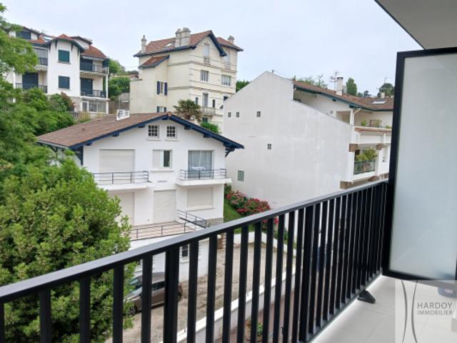 SAINT JEAN DE LUZ CENTRE Appartement 2 pièces avec balcon