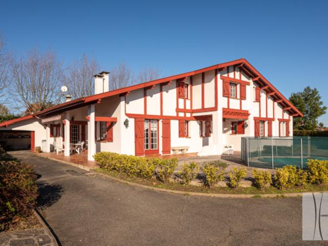 SAINT JEAN DE LUZ MOLERESSENIA Maison familiale