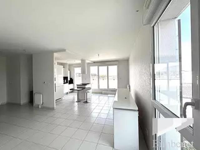 Saint Jean de la Ruelle 45140 Achat / Vente appartement 3 pièces t3 au dernier étage terrasse