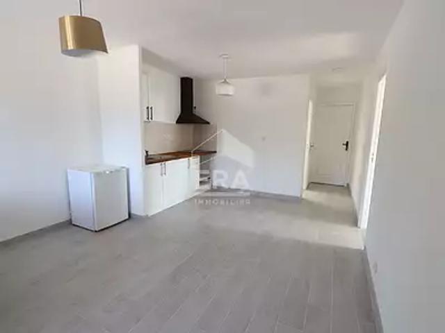 Saint Jean de la Ruelle 45140 Location appartement 2 pièces t2