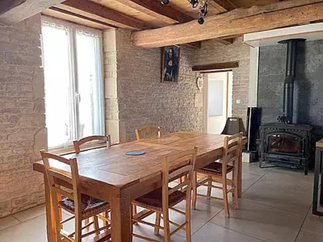 Saint Jean de Liversay 17170 Achat / Vente maison 7 pièces t7 jardin