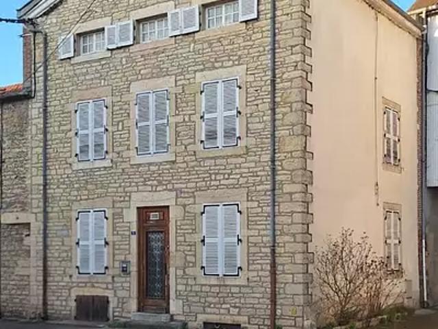 Saint Jean de Losne 21170 Achat / Vente maison 4 pièces t4
