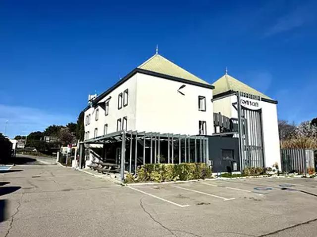 Saint Jean de Védas 34430 Achat / Vente divers 70 pièces parking
