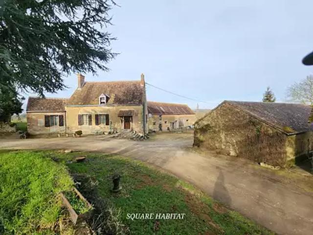 Saint Jean des Echelles 72320 Achat / Vente maison 5 pièces t5 au dernier étage
