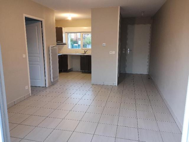 Saint Jean d'Illac Location Appartement 33