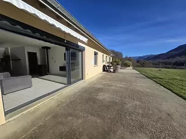 Saint Jean en Royans 26190 Achat / Vente maison 7 pièces t7 terrasse