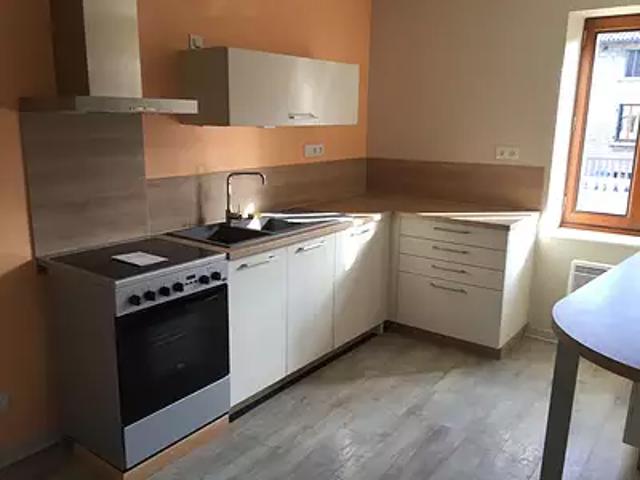 Saint Jean le Vieux 01640 Location appartement 4 pièces t4 parking