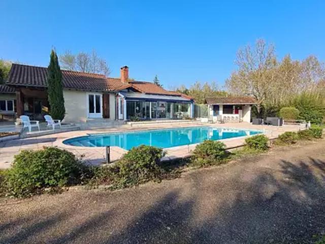 Saint Jean sur Veyle 01290 Achat / Vente maison 5 pièces t5 piscine jardin