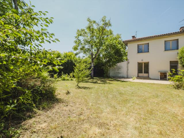 SAINT JEAN Votre première maison au cœur d'un village recherché !