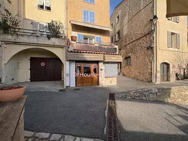 Saint Jeannet 06640 Achat / Vente divers 2 pièces terrasse