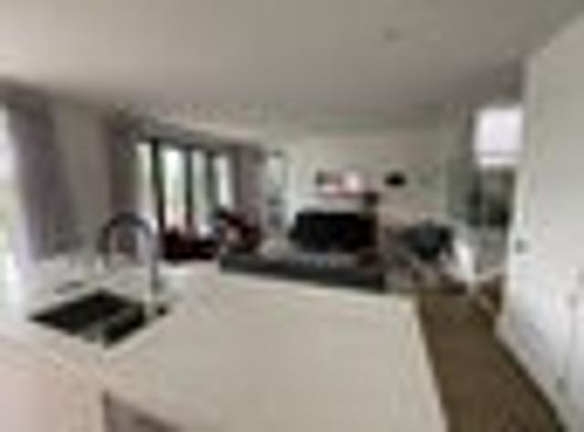 Saint Johns Park, 3 bedrooms, $1250 pw