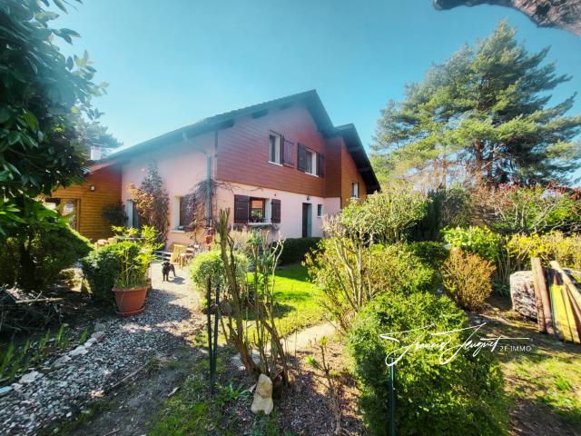 SAINT JORIOZ Maison familiale de 191 m2 avec jardin fort potentiel