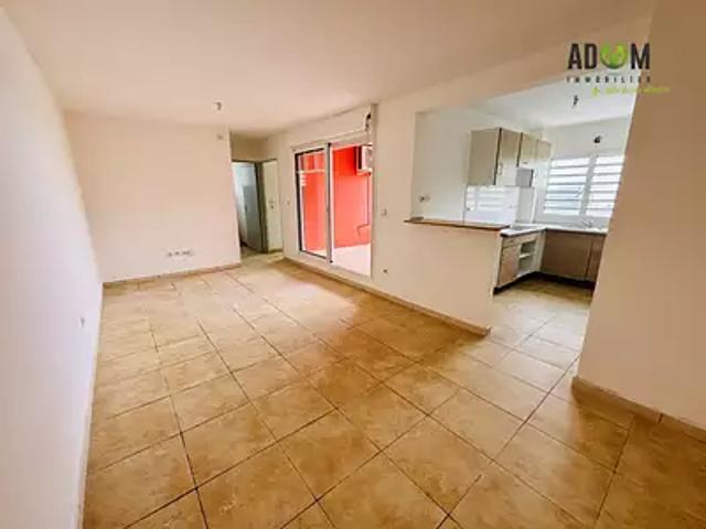 Saint Joseph 97480 Achat / Vente appartement 2 pièces t2 terrasse