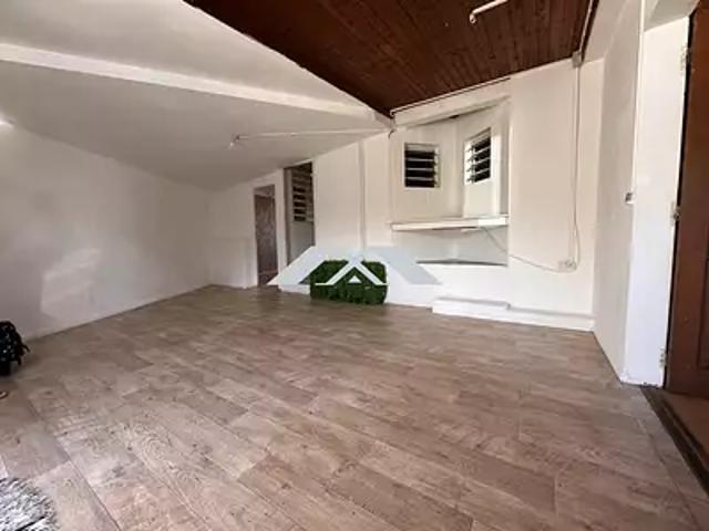 Saint Joseph 97480 Achat / Vente immeuble parking
