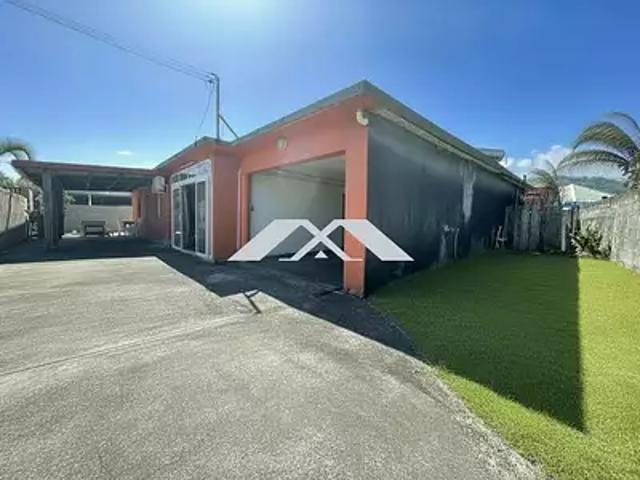 Saint Joseph 97480 Achat / Vente maison 6 pièces t6 terrasse parking