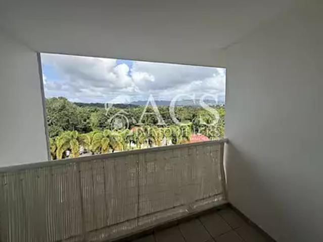 Saint Joseph 97212 Achat / Vente appartement 2 pièces t2 au dernier étage