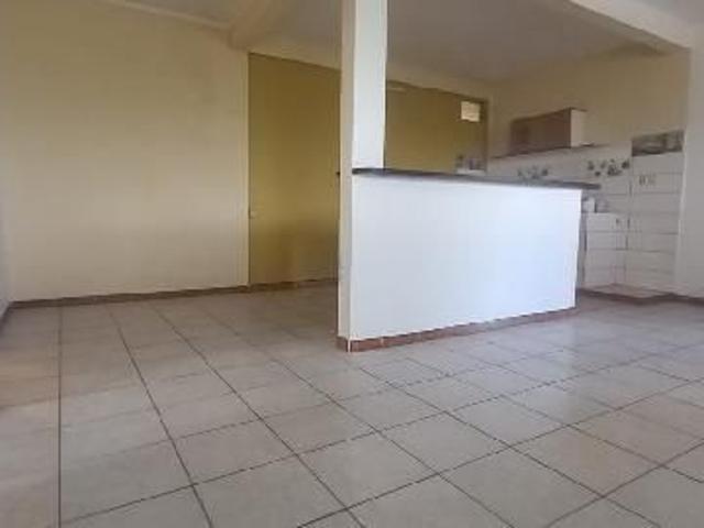 Saint Joseph Bas de villa F3