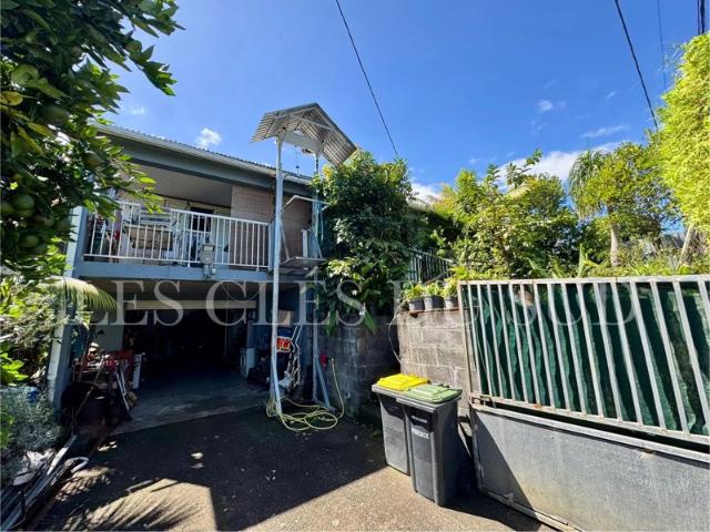 SAINT JOSEPH – MAISON 3 CHAMBRES + GARAGE – SECTEUR CALME