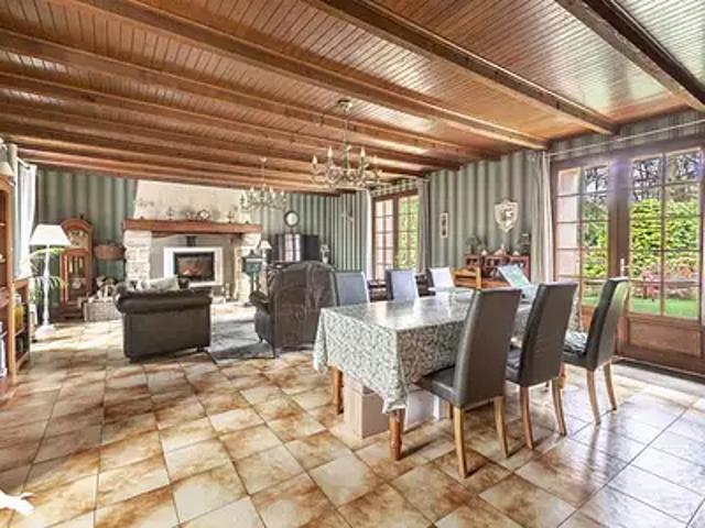 Saint Junien 87200 Achat / Vente maison 7 pièces t7 parking