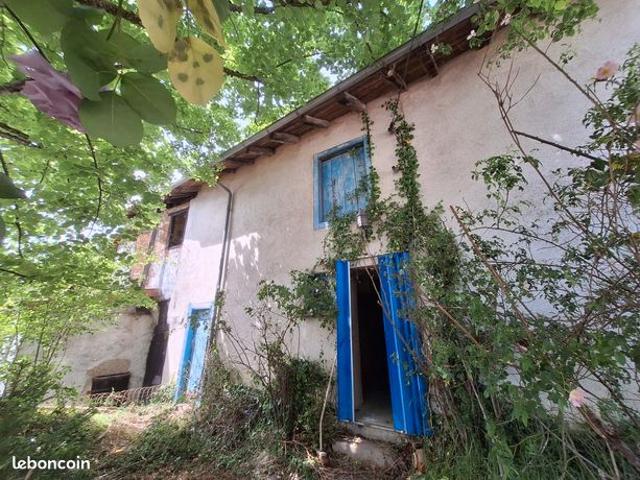 Saint Junien Maison avec grange