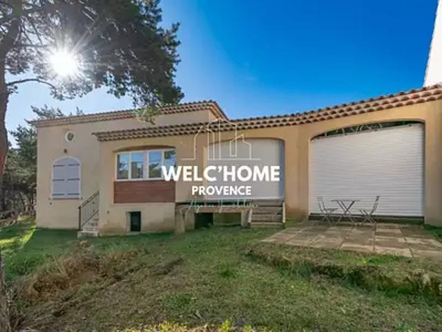 Saint Julien 83560 Achat / Vente maison 6 pièces t6 piscine terrasse