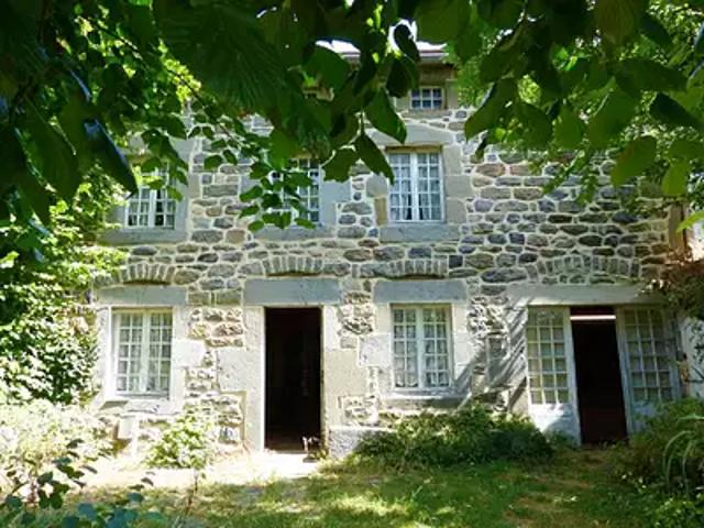 Saint Julien Chapteuil 43260 Achat / Vente maison 8 pièces t8 jardin
