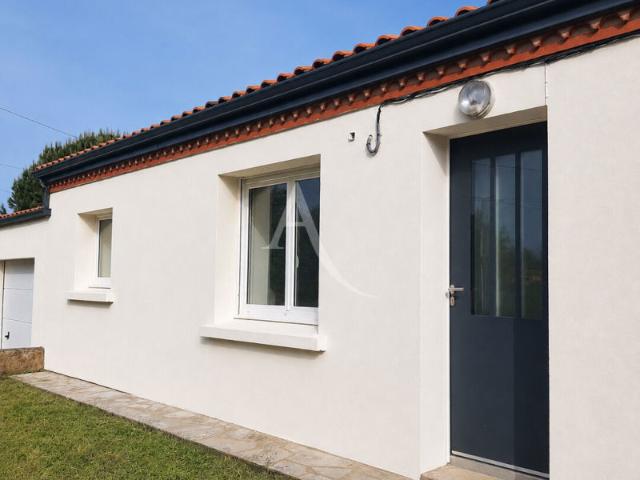 SAINT JULIEN DE CONCELLES Maison rénovée 5 pièce s 120m²