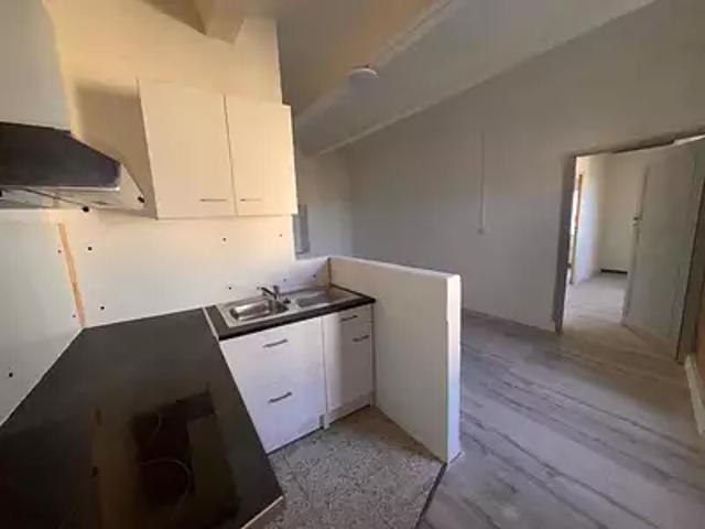 Saint Julien de Cassagnas 30500 Location appartement 2 pièces t2 cave